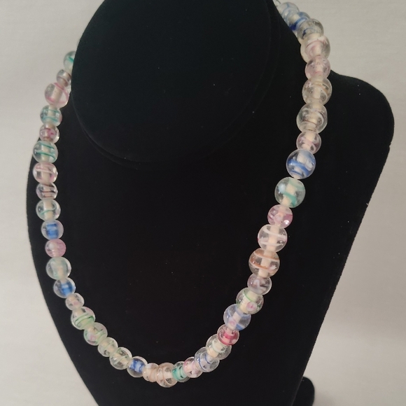 Multicolor Glass Bead Necklace - Women Jewelry - Picture 2 of 6